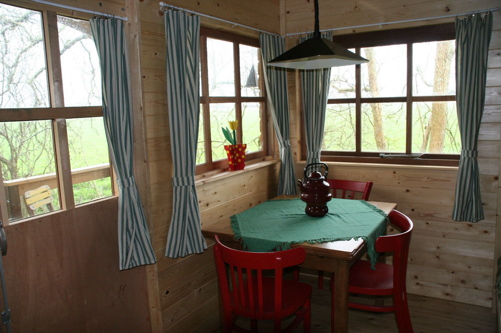 Countryside Eco Natuurhuisjes Ee Екстериор снимка